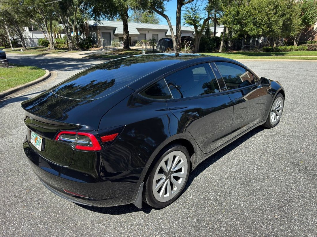 Sedan in Orlando, FL, United States 5 - 19093106