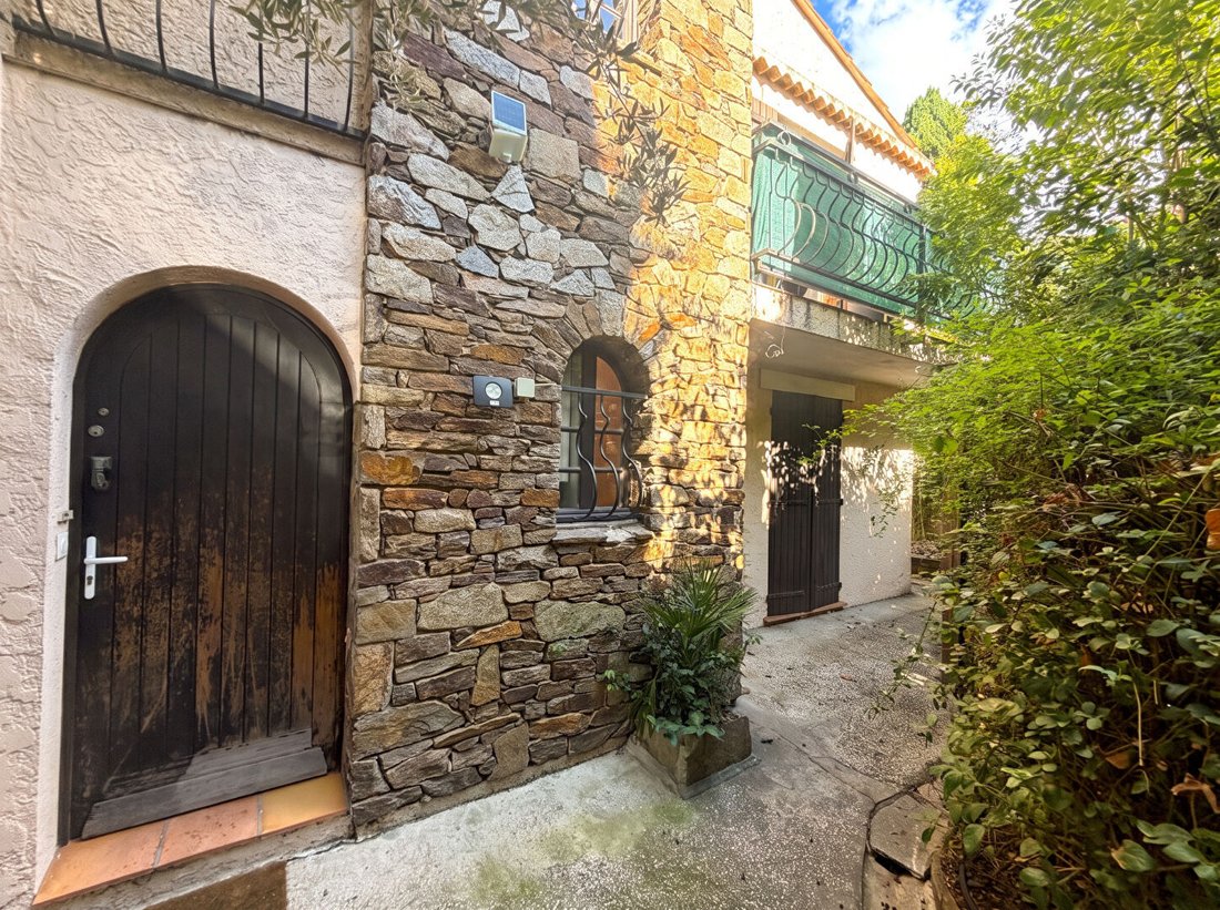 Villa en Nord Est, Bormes-les-Mimosas, Francia 2 - 19093219