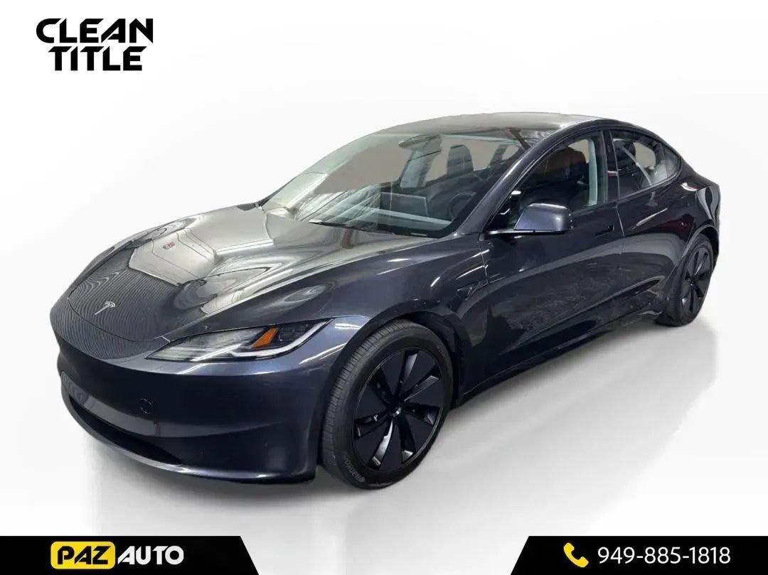 Sedan in Laguna Hills, CA, United States 1 - 19093032