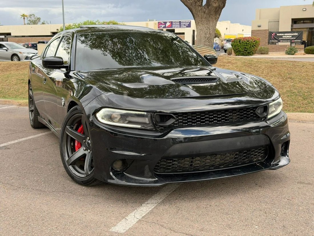 Sedan in Phoenix, AZ, United States 1 - 19093078
