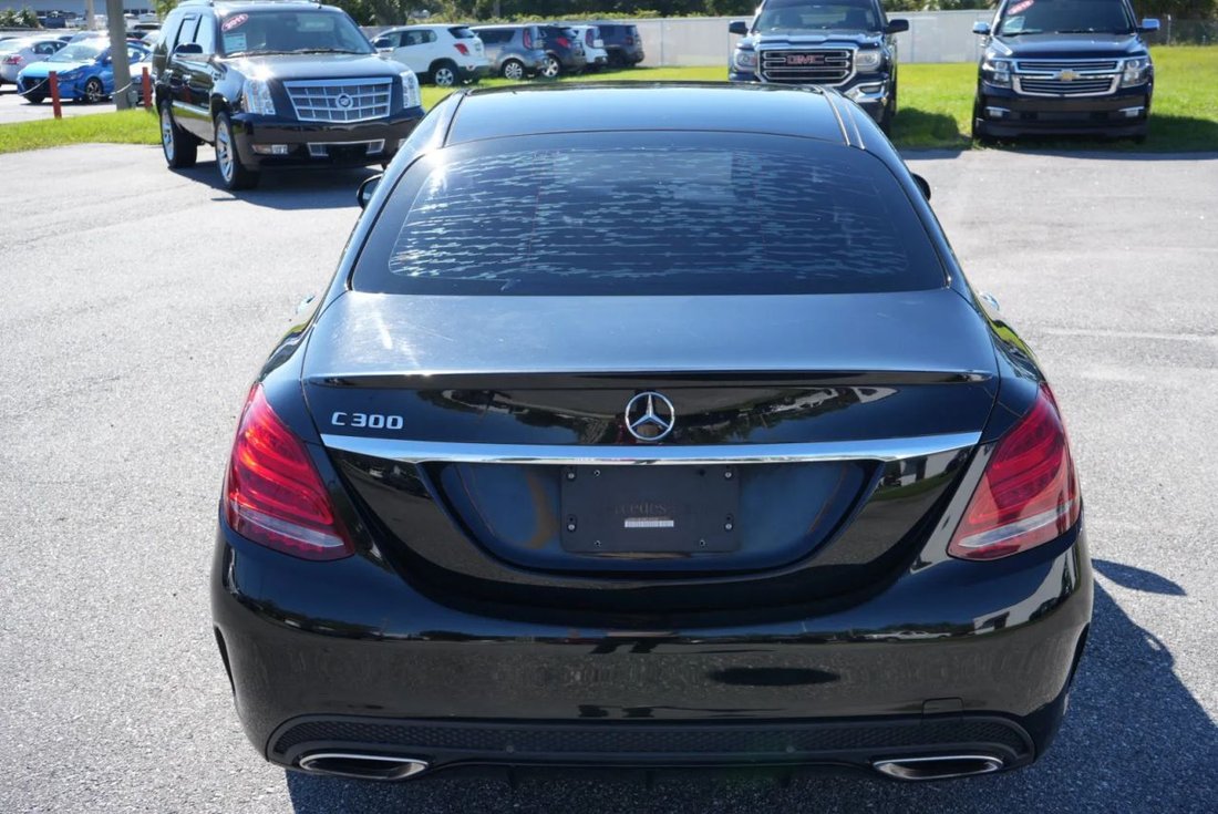 Sedan in Gainesville, FL, United States 5 - 19093152