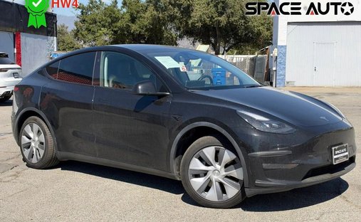 2023 Tesla Model Y Long Range Sport Utility 4D in Azusa, CA, United States 1