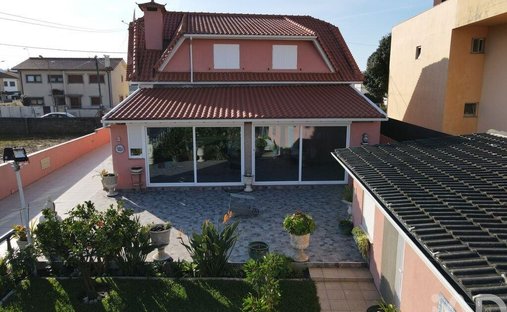 Residenza a Aver-o-Mar, Amorim e Terroso, Oporto, Portogallo 1