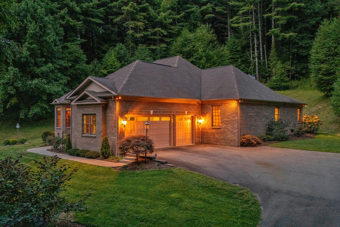 Maison à Cove Creek, Caroline du Nord, États-Unis 3 - 19093445