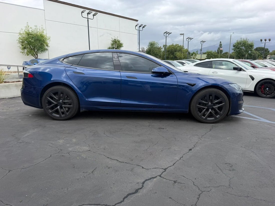 Sedan in Ontario, CA, United States 4 - 19092694