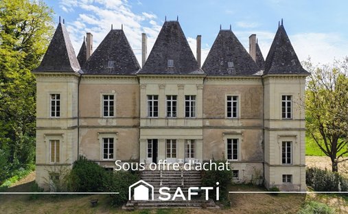 Casa a Neuillé, Paesi della Loira, Francia 1