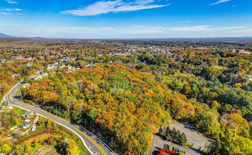 Land in Kingston, New York, Vereinigte Staaten 1