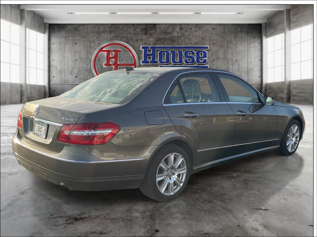 Sedan in Elk River, MN, United States 5 - 19092630