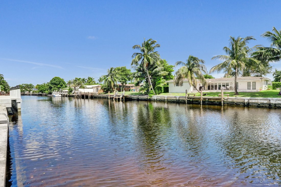 Oakland Park, Florida, United States 2 - 19092952