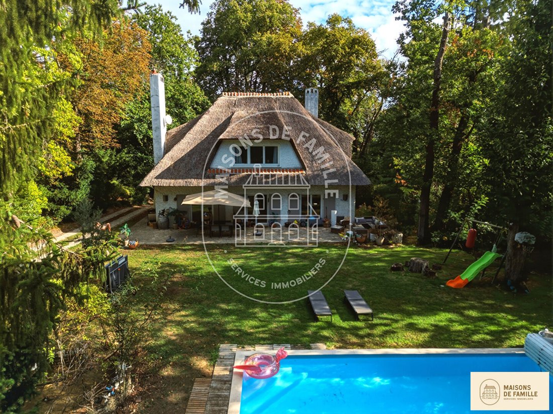 Villa à Jonchere-Malmaison-Saint Cucufa, Rueil-Malmaison, France 1 - 19093260
