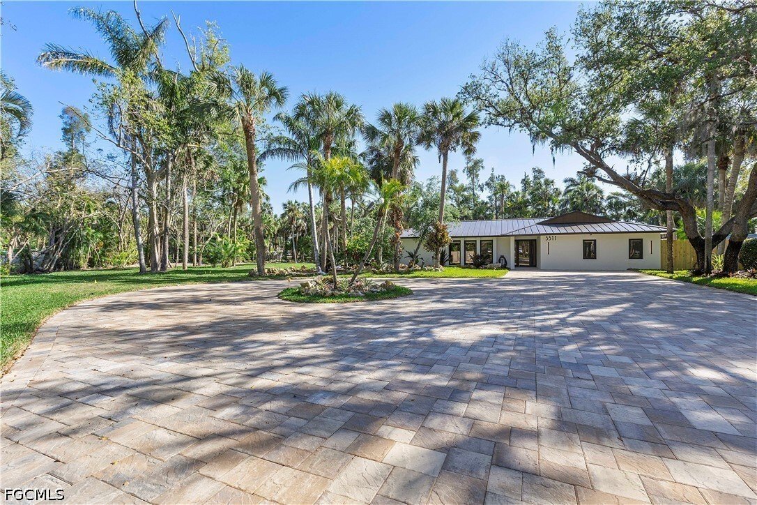 House in Fort Myers, Florida, United States 1 - 19093324