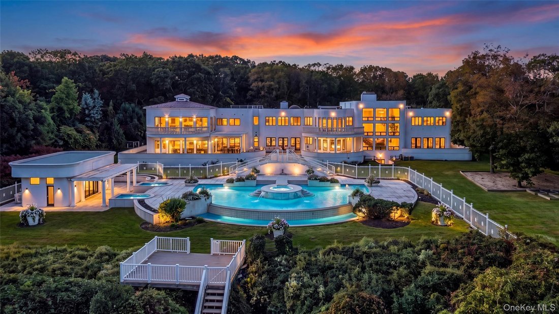 Casa en Port Jefferson, Nueva York, Estados Unidos 2 - 19093338