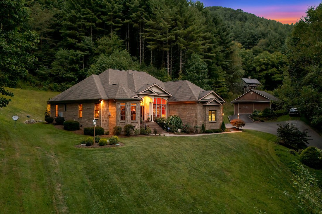 Maison à Cove Creek, Caroline du Nord, États-Unis 1 - 19093445