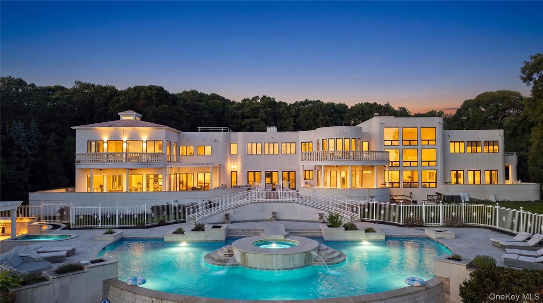 Casa en Port Jefferson, Nueva York, Estados Unidos 1 - 19093338