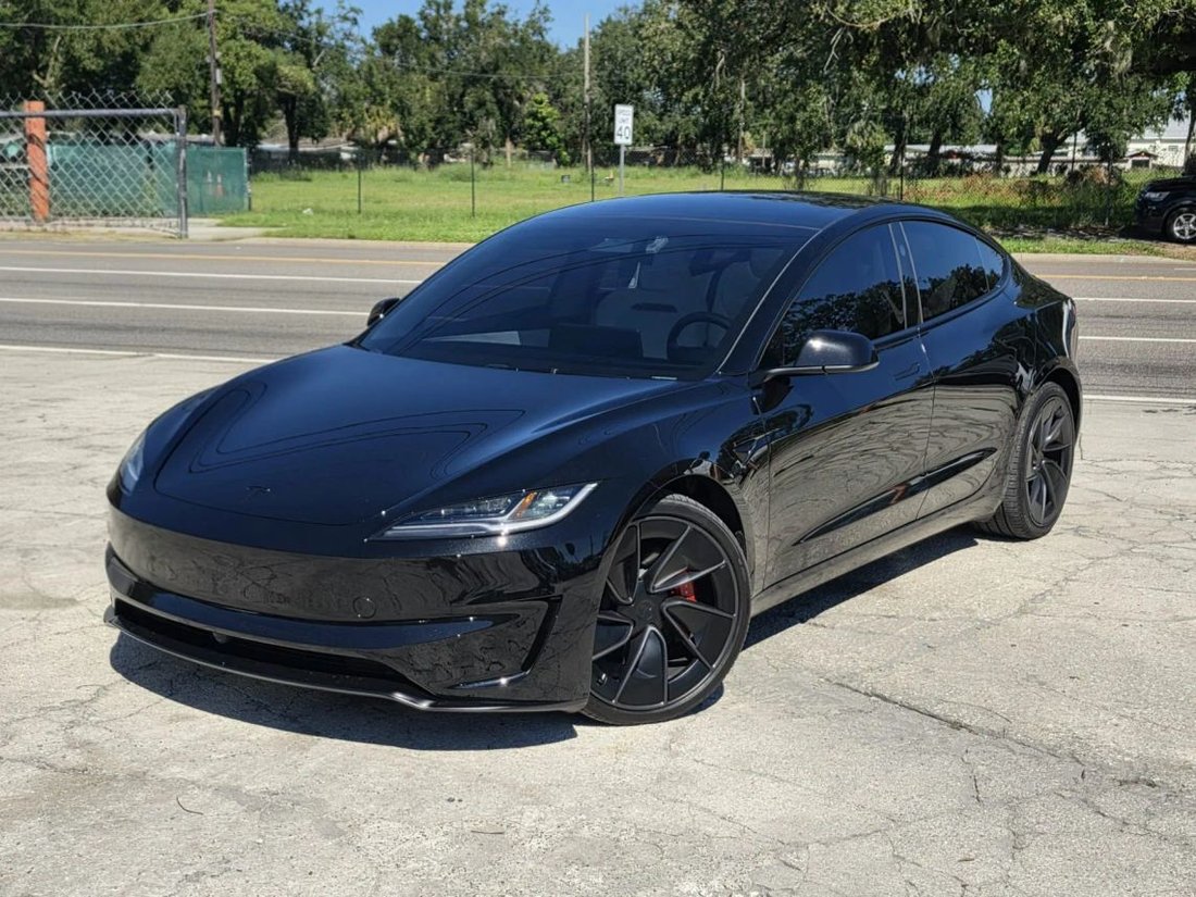 Sedan in Orlando, FL, United States 2 - 19092988