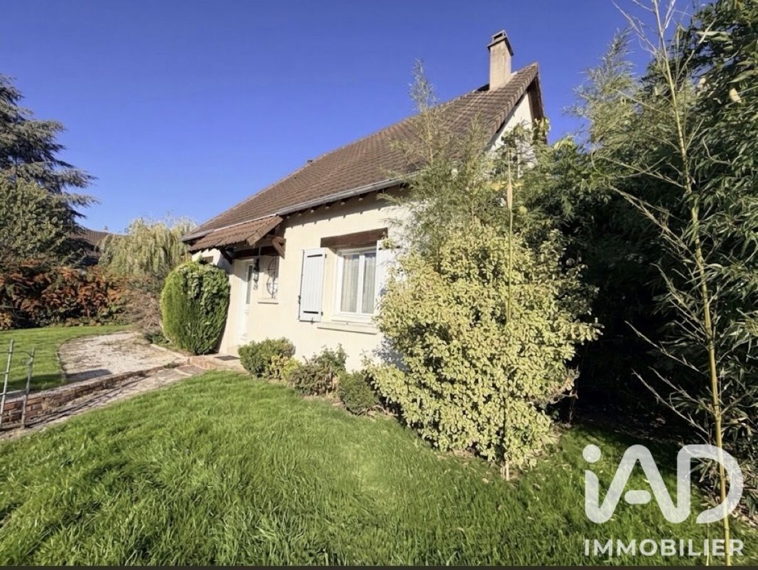 House in Nandy, Ile-de-France, France 3 - 19093698