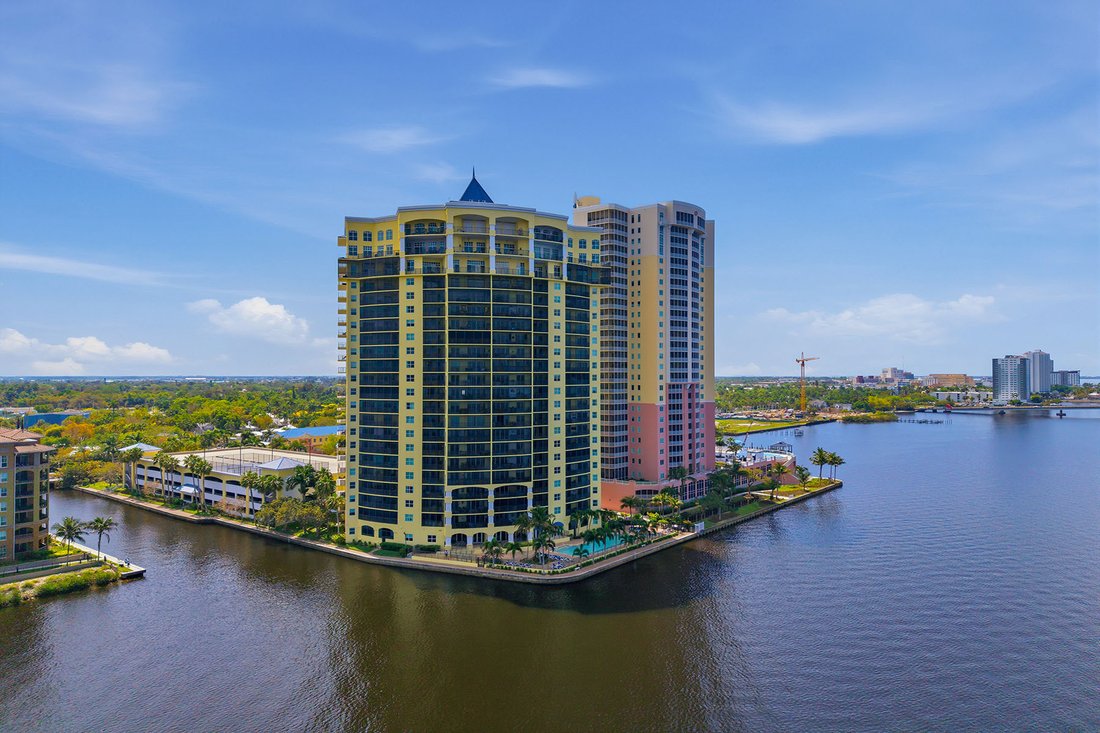 Condo in Fort Myers, Florida, United States 5 - 19092969