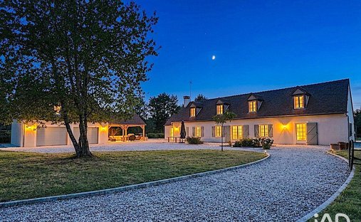 Casa a Ouzouer-des-Champs, Centro-Val della Loira, Francia 1