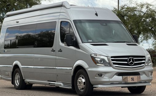 2018 Mercedes-Benz Airstream Tommy Bahamas Relax Edition in Tucson, AZ, United States 1