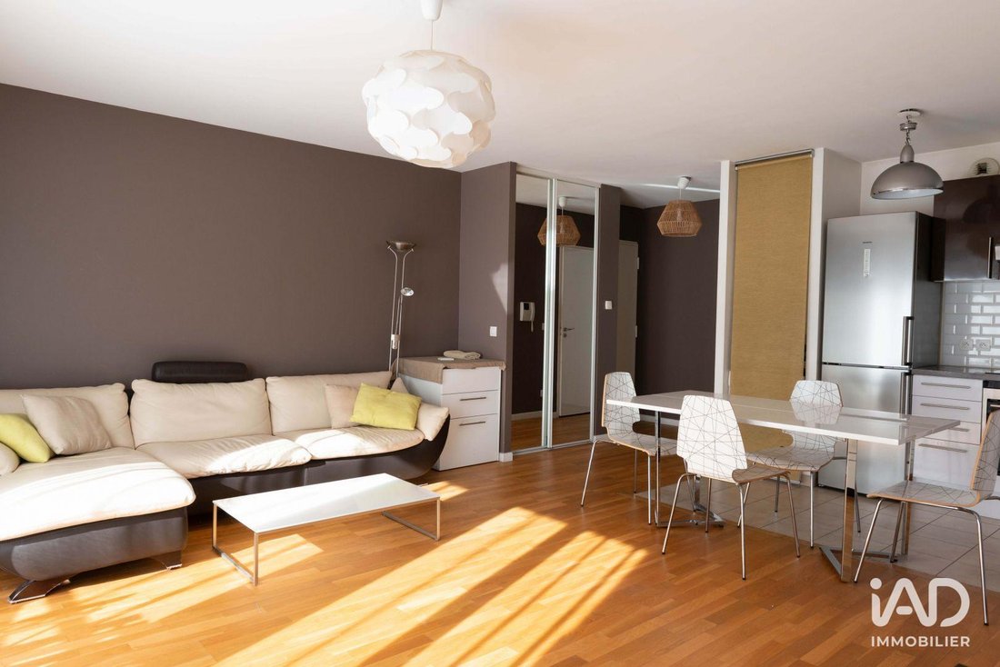 Apartamento en Nogent-sur-Marne, Isla de Francia, Francia 1 - 19093688