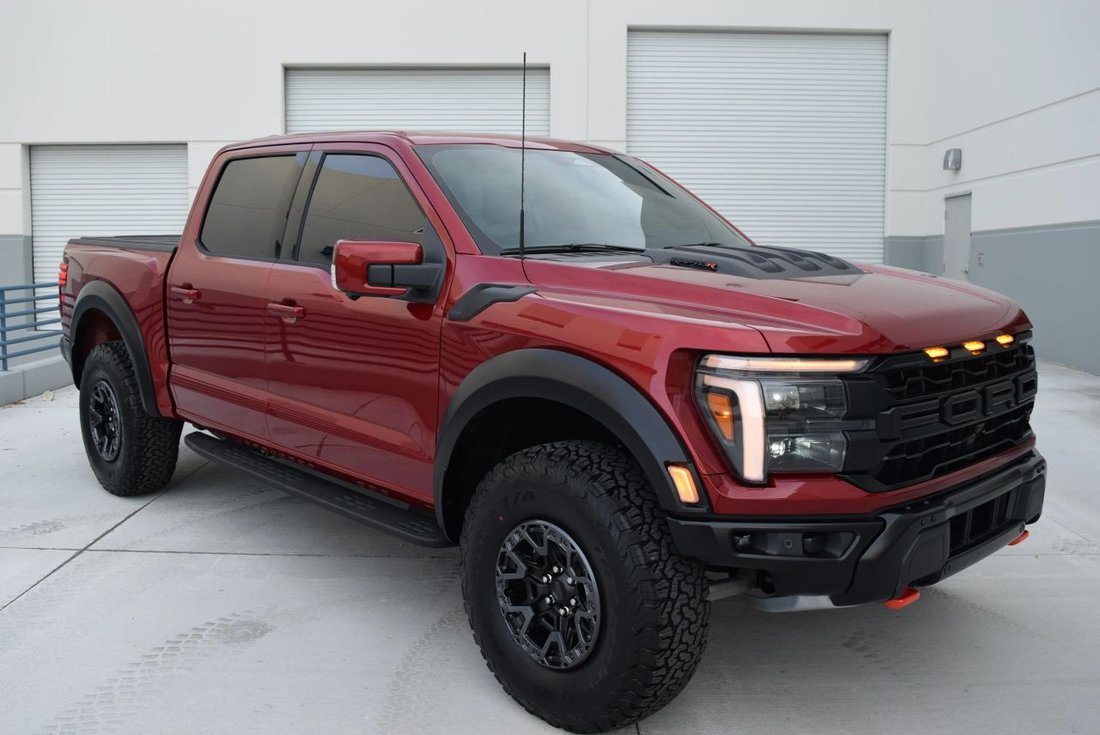 Pickup in Las Vegas, NV, United States 4 - 19093014