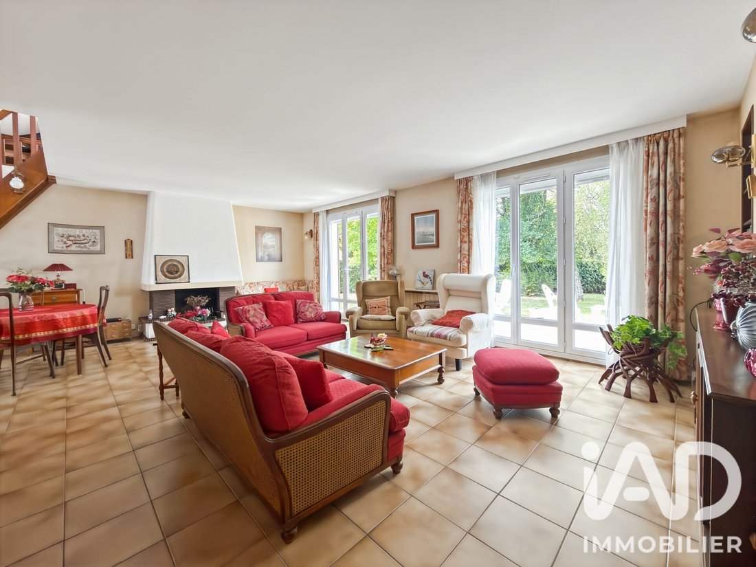 Casa en Santeny, Isla de Francia, Francia 3 - 19093725