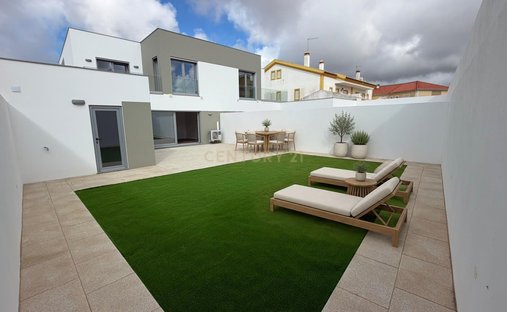 Villa a Atouguia da Baleia, Distretto di Leiria, Portogallo 1