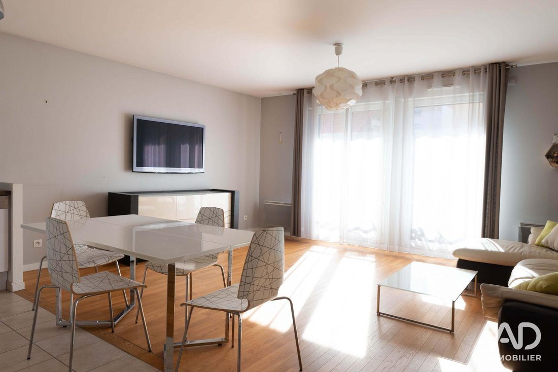Apartamento en Nogent-sur-Marne, Isla de Francia, Francia 4 - 19093688