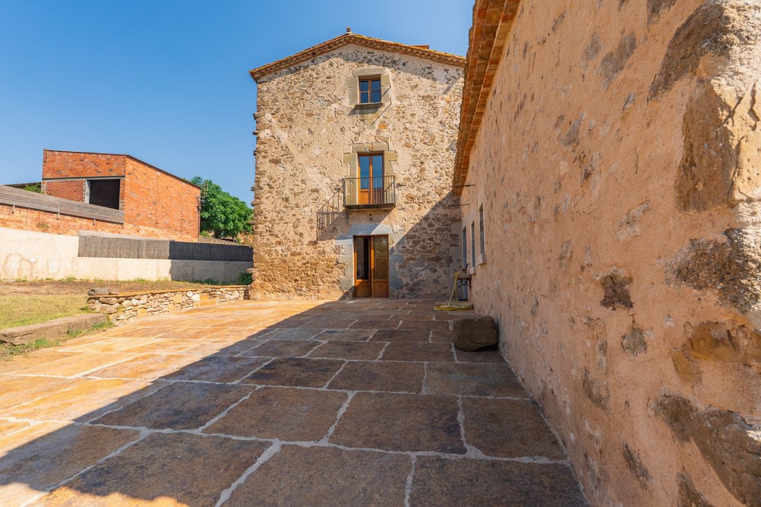 Casa di campagna a Serra de Daró, Catalogna, Spagna 4 - 19093620