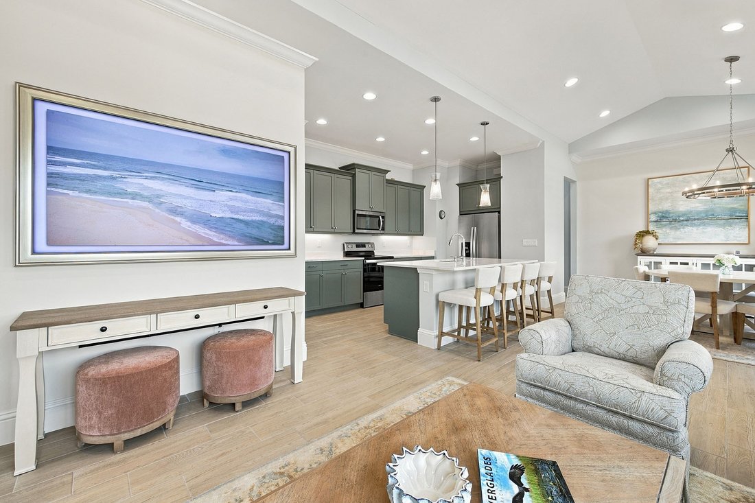 Naples, Florida, United States 5 - 19093560