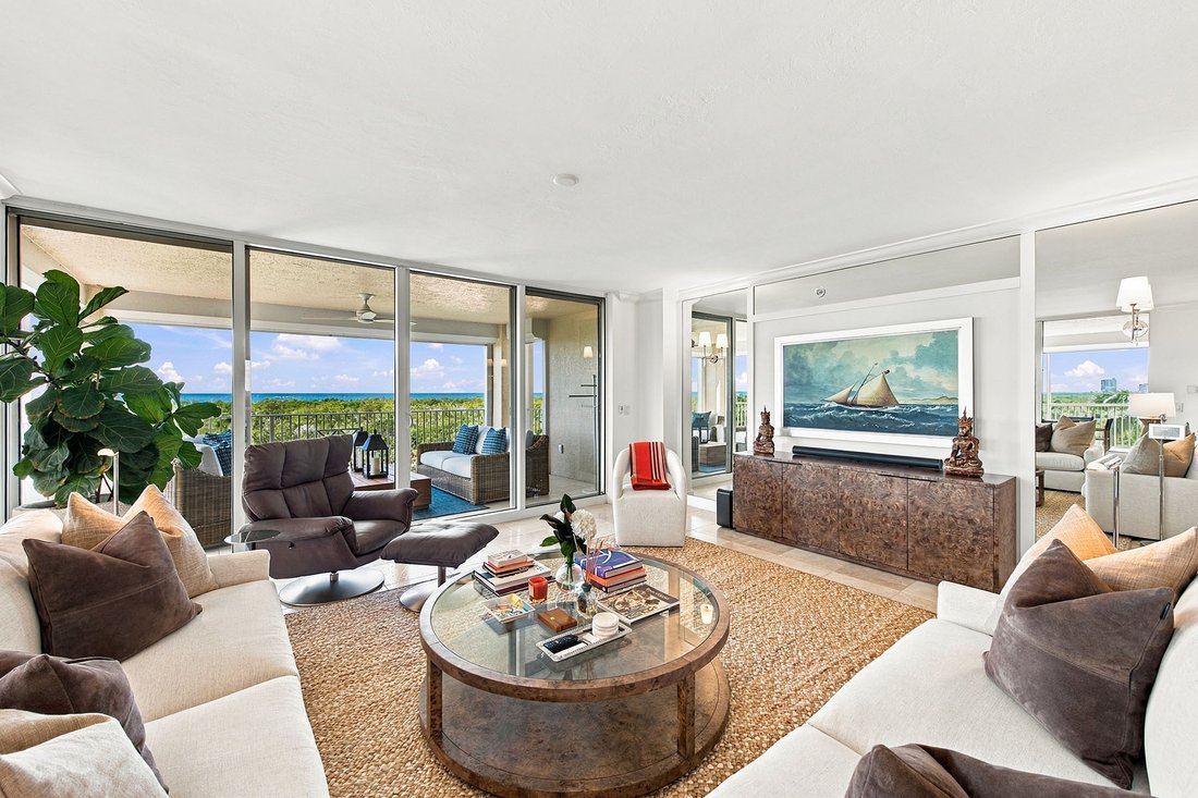 Condo in Naples, Florida, United States 5 - 19093611