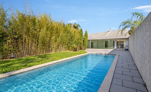 House in Le Mont-sur-Lausanne, Vaud, Switzerland 1