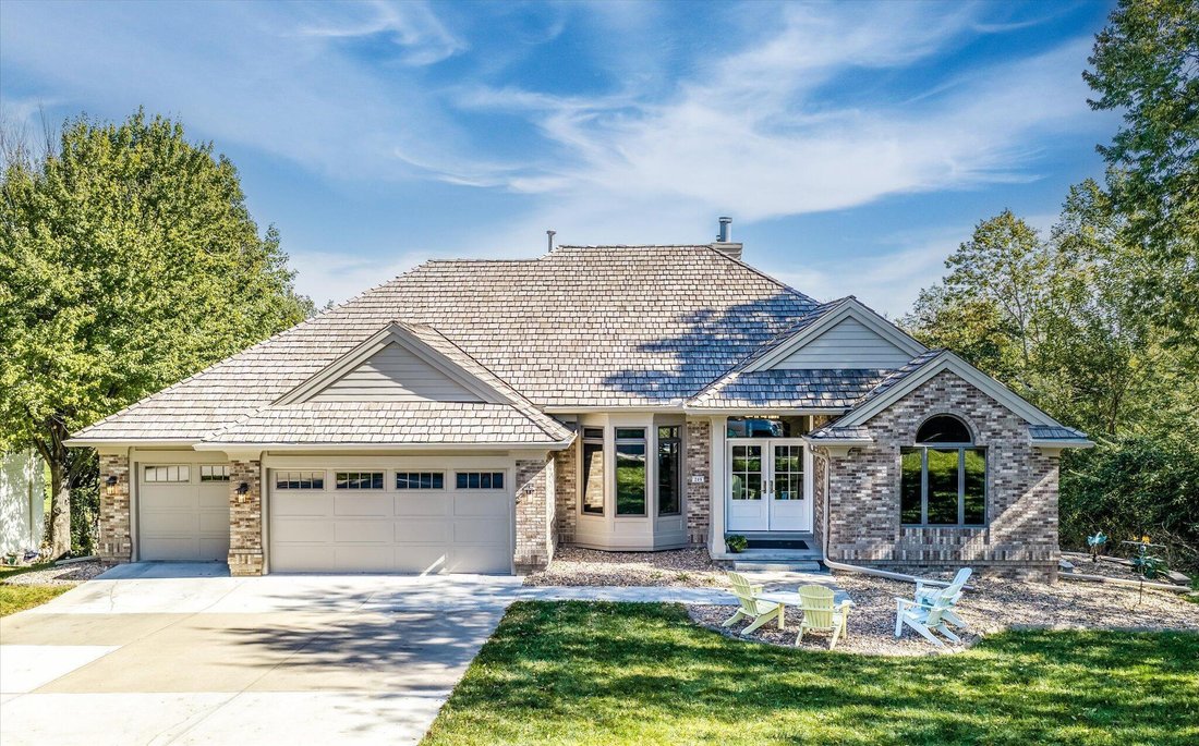 House in Council Bluffs, Iowa, United States 1 - 19093792