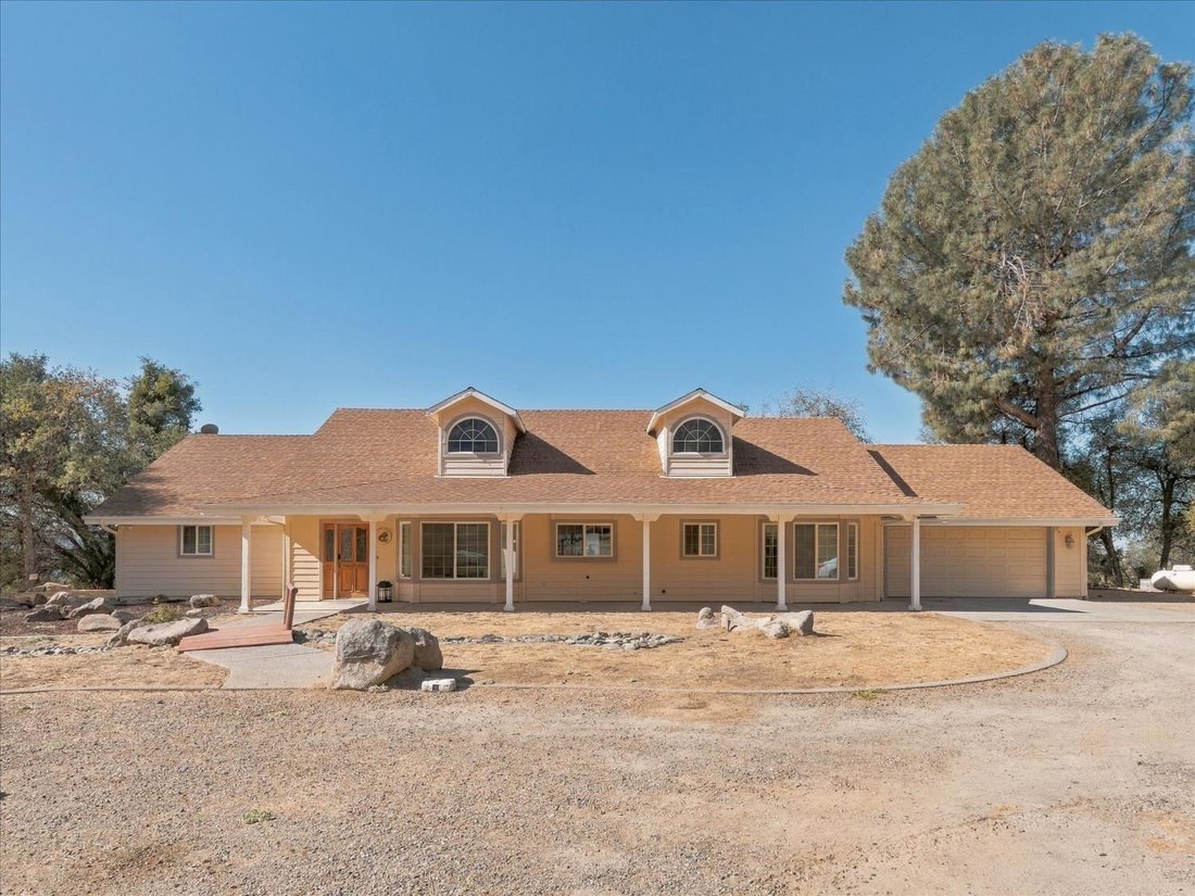 House in Oakhurst, California, United States 2 - 19093796
