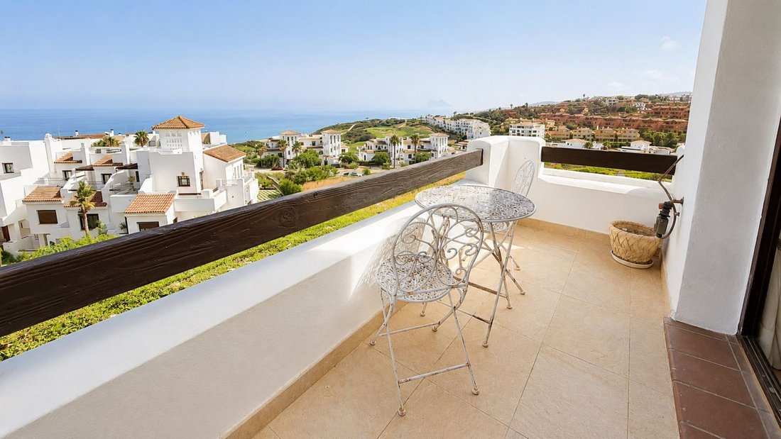 Villa in La Alcaidesa, San Roque, Andalusien 4 - 19093923