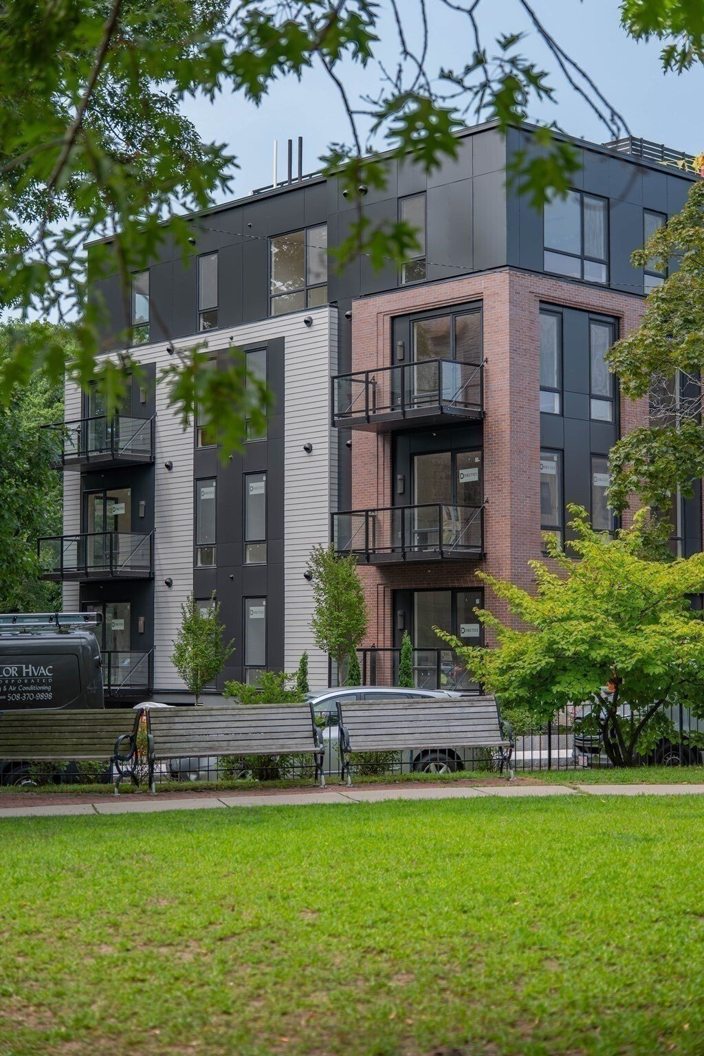 Condo in Brookline, Massachusetts, United States 3 - 19095908