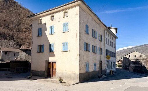 Chippis, Valais/Wallis, Switzerland 1