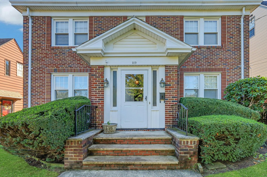House in Elizabeth, New Jersey, United States 2 - 19096005