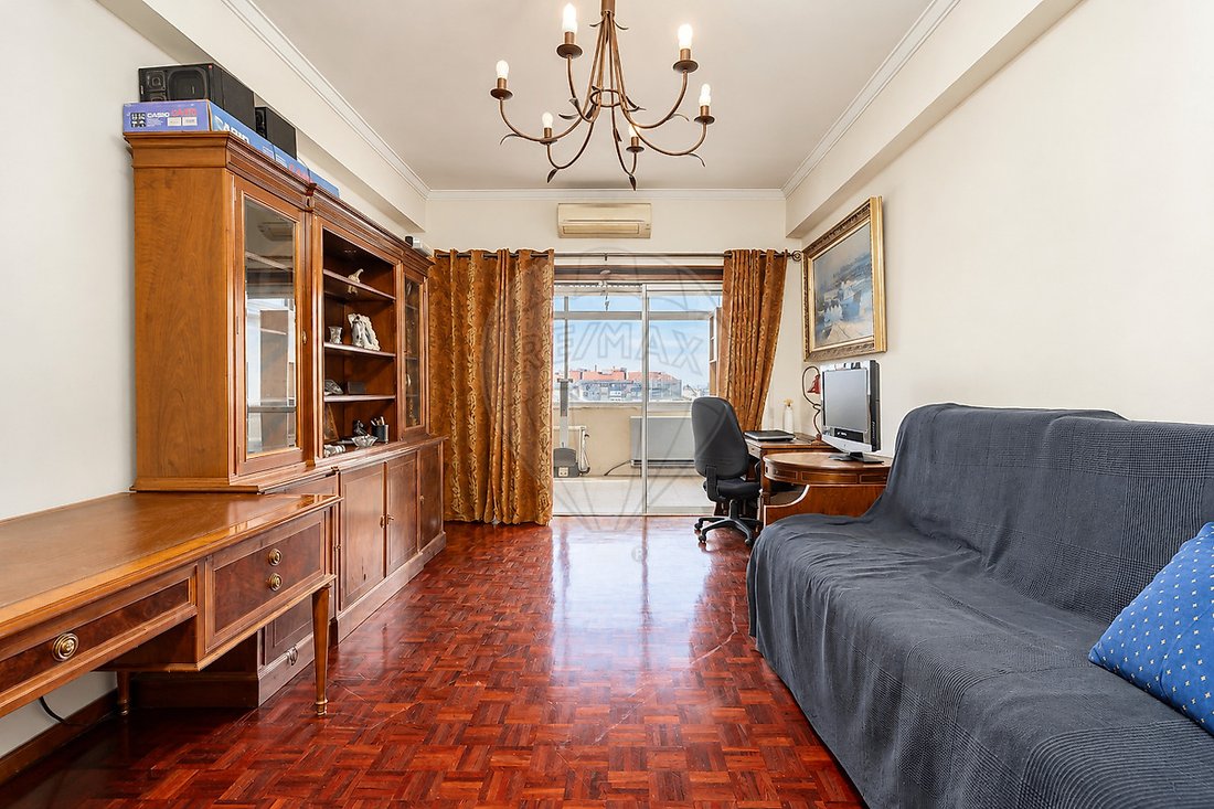 Apartment in Alvalade, Lisbon, Portugal 1 - 19094583