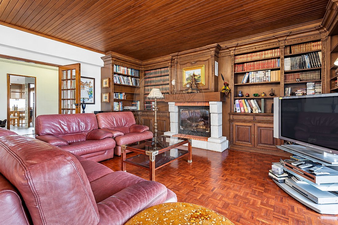 Apartment in Alvalade, Lisbon, Portugal 3 - 19094583