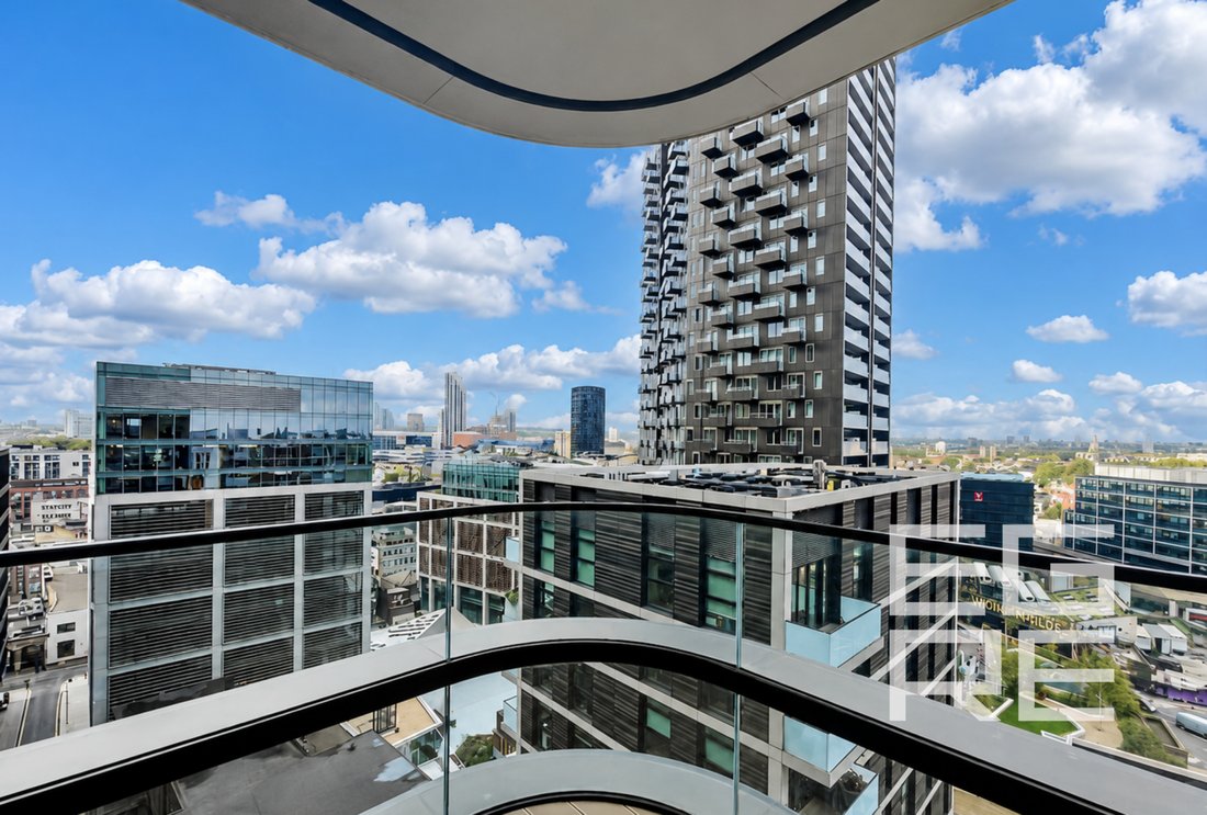 Apartment in EC2, England 4 - 19095109