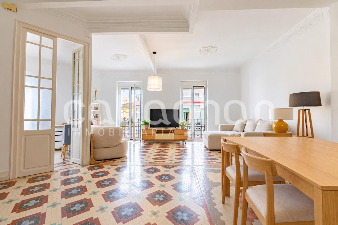 Wohnung in l'Eixample, Valencia, Spanien 1 - 19096880