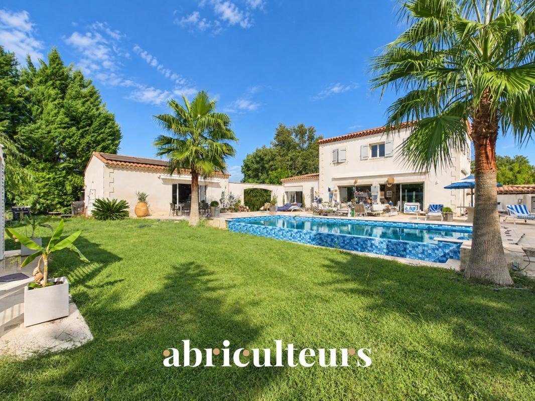 House in La Barben, Provence-Alpes-Côte d'Azur, France 1 - 19095151