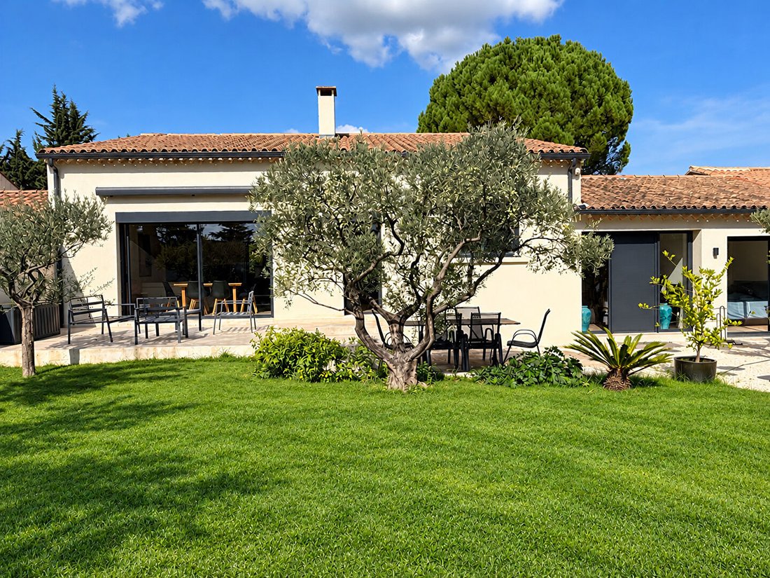 Villa in Saint-Remy-de-Provence, Provence-Alpes-Côte d'Azur, Frankreich 1 - 19095668