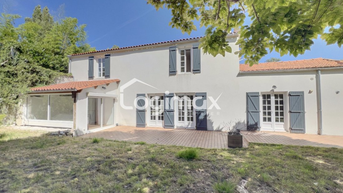 Casa en Bourg, Périgny, Francia 1 - 19097997