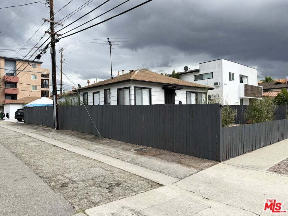 Altro a Culver City, California, Stati Uniti 2 - 19096667