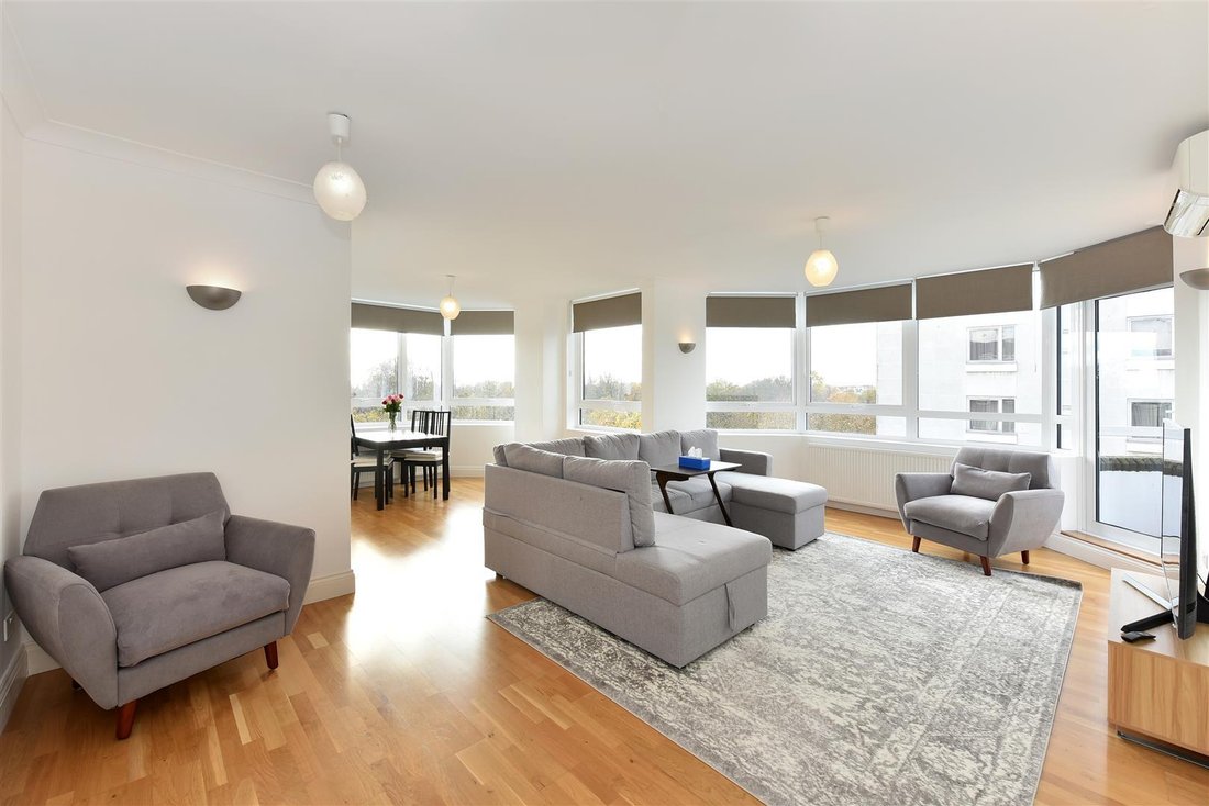 Apartment in Hyde Park, Westminster, England 1 - 19094474