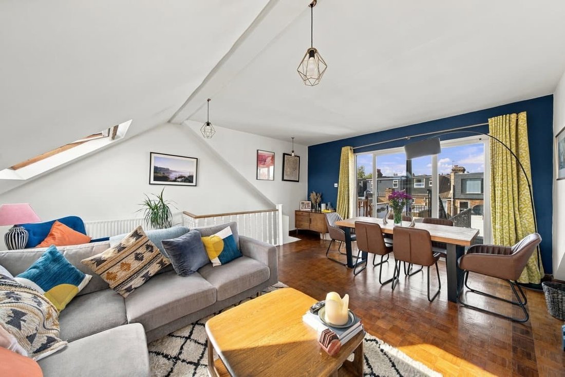 Apartment in Brondesbury, Brent, England 4 - 19094316