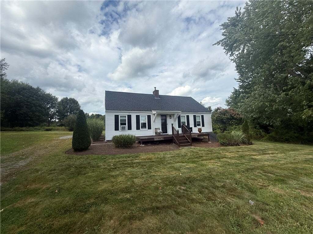 House in Cranston, Rhode Island, United States 1 - 19094104