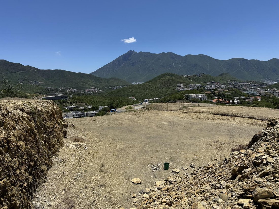 Terreno a Monterrey, Nuevo León, Messico 2 - 19096107